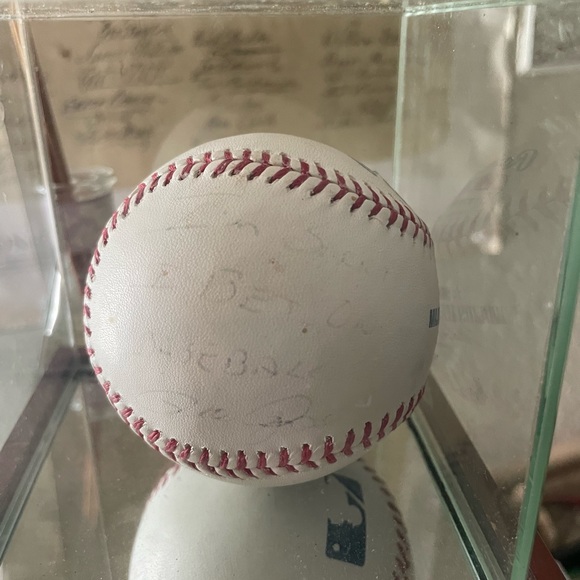 Pete Rose Autographed ball - Picture 3 of 4